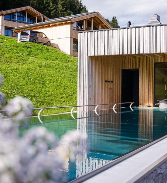 Rooftop Pool im Wellnesshotel Torghele's Wald Fluh im Allgäu